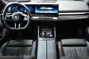 BMW Seria 5 520i mHEV aut