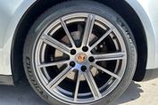 Porsche Panamera 4