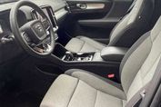 Volvo XC40 B3 Plus Dark