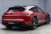 Porsche Taycan 4S Cross Turismo
