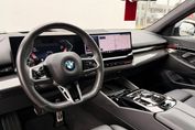 BMW Seria 5 Touring 520d xDrive M Sport
