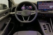 Volkswagen Golf LIFE PLUS 1.5 eTSI EVO2 DSG7
