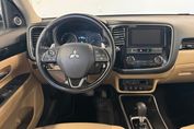 Mitsubishi Outlander 2.0 4WD CVT