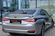 Lexus ES 300h Business Edition