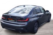 BMW Seria 3 330e xDrive M Sport
