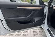 Tesla Model 3 RWD