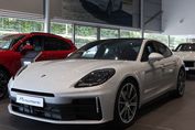Porsche Panamera 4