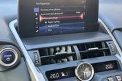 Lexus NX 300h Elegance 2WD