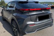 Toyota C-HR Style 2.0 Hybrid Dynamic Force Plug-in