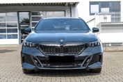 BMW Seria 5 Touring 520d xDrive M Sport
