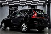 Volvo XC60 T5 Momentum Pro
