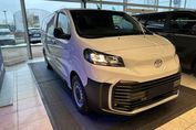 Toyota ProAce Long Active