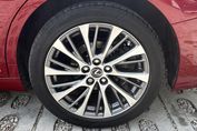 Lexus ES 300h Business Edition +