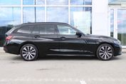 BMW Seria 3 Touring 320d Sport Line