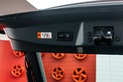 Toyota Prius 2.0 Plug-in Hybrid Prestige