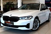 BMW Seria 5 530d xDrive Luxury Line