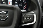 Volvo XC40 T3 Momentum Pro
