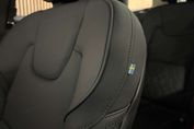 Volvo XC60 B5 AWD Plus Dark