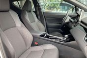 Toyota C-HR Hybrid Style