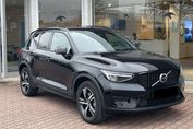 Volvo XC40 B3 Plus Dark