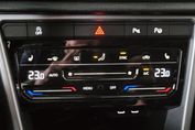 Volkswagen T-Roc Life Plus Special Edition 1.5 TSI DSG