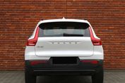 Volvo XC40 B3 Plus Dark