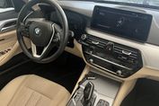BMW Seria 5 520D Mhev