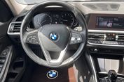 BMW Seria 3 330i xDrive Sport Line aut