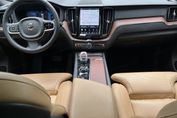 Volvo XC60 B5 B AWD Ultra Dark