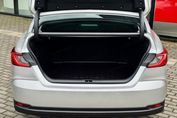 Toyota Camry Executive 2.5 Hybrid Dynamic Force