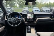 Volvo XC60 B5 B AWD Plus Dark