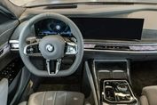 BMW Seria 7 740d xDrive M Sport