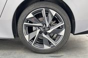 Peugeot 308 Allure 1.6 Hybrid e-EAT8