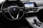 BMW Seria 3 Touring 318i