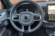 Volvo XC90 T8 AWD Plug-In Hybrid Ultra Dark 7os