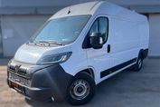 Peugeot Boxer L4H2 AT8