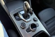 Alfa Romeo Stelvio Veloce Q4