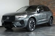 Volvo XC60 B5 AWD Ultra Dark