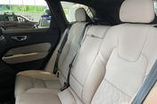 Volvo XC60 B5 B AWD Plus Bright