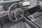 BMW Seria 7 740d xDrive M Sport