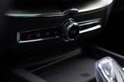 Volvo XC60 B5 AWD Plus Black Edition