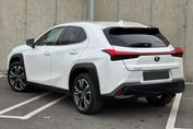 Lexus UX 300h Business