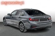 BMW Seria 3 320i