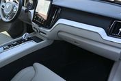 Volvo XC60 B5 AWD Plus Bright