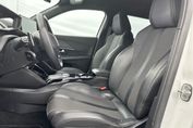 Peugeot 2008 GT 1.2 PureTech EAT8