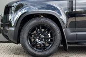 Land Rover Defender D250 S