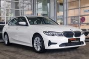 BMW Seria 3 318i Advantage