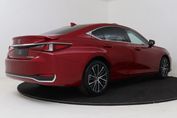 Lexus ES 300h Prestige