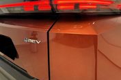Toyota C-HR + Style BEV
