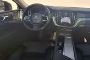 Volvo XC60 T8 Plug-In Hybrid AWD Plus Dark aut